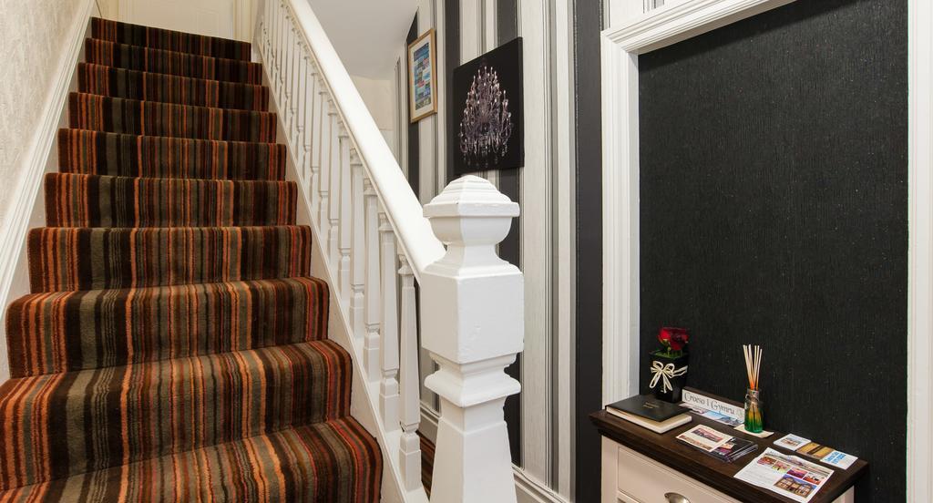 Rooms By Maes Y Mor Town Centre Aberystwyth Bagian luar foto