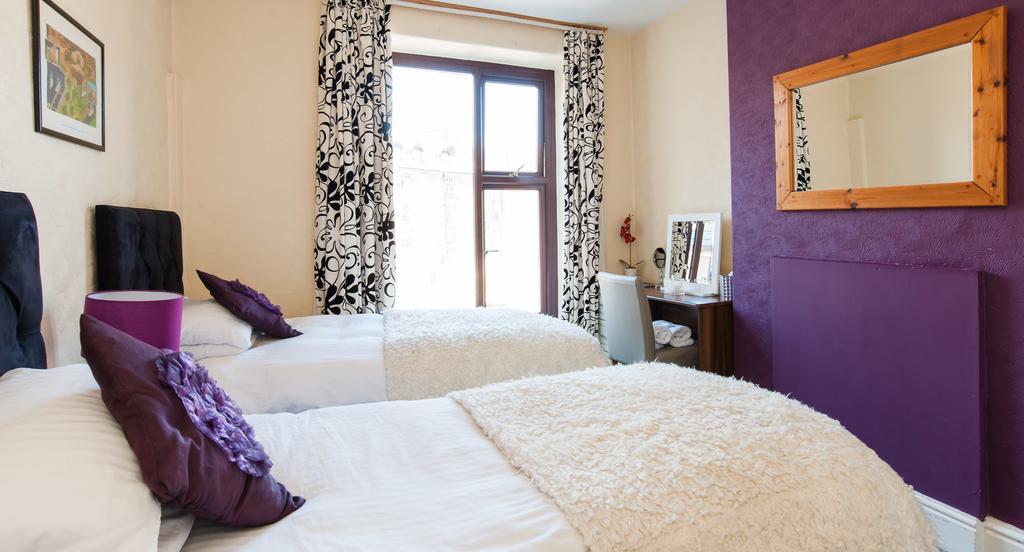 Rooms By Maes Y Mor Town Centre Aberystwyth Bagian luar foto